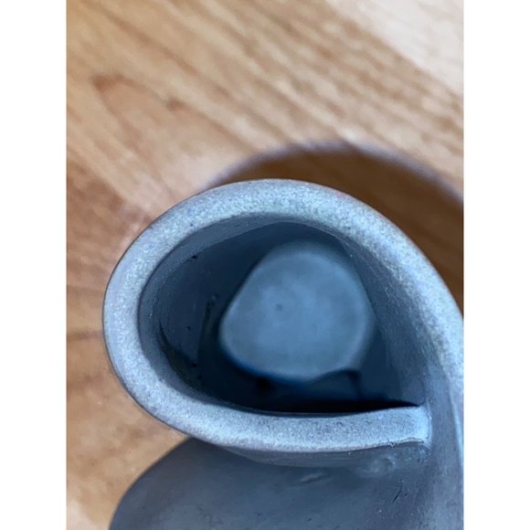Original Gray Artisan Sculptural Art Design Vase Signed Helena - Picture 6 of 8